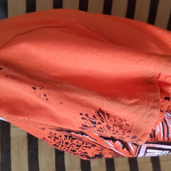 EUC!  Harley Davidson diamond tahirt - Picture 8 of 12